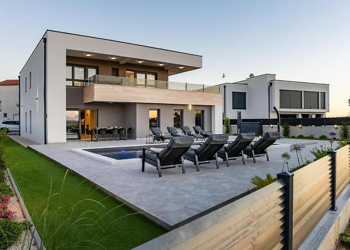 Dona Дом отдыха Нин